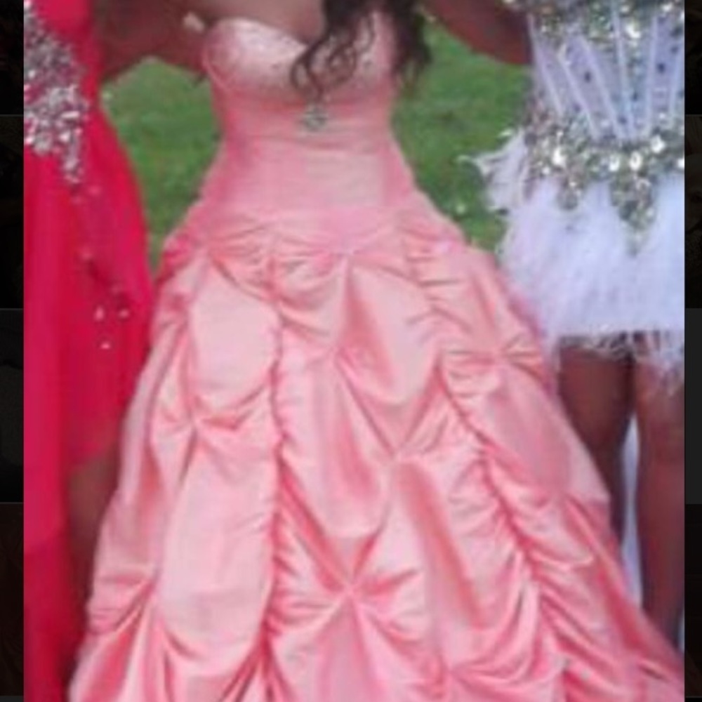 Simone’s Bridal Light Pink Princess Ball Gown 👗